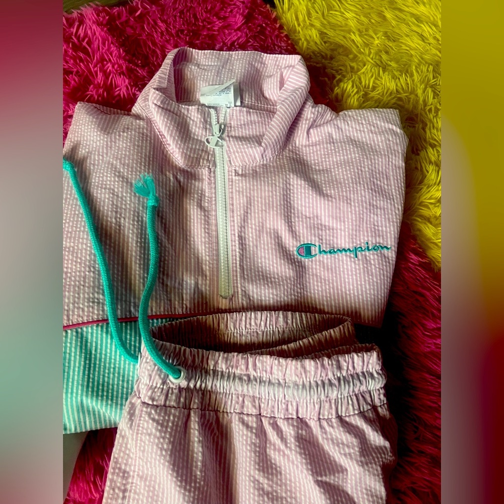 Champion seersucker set, jacket and shorts